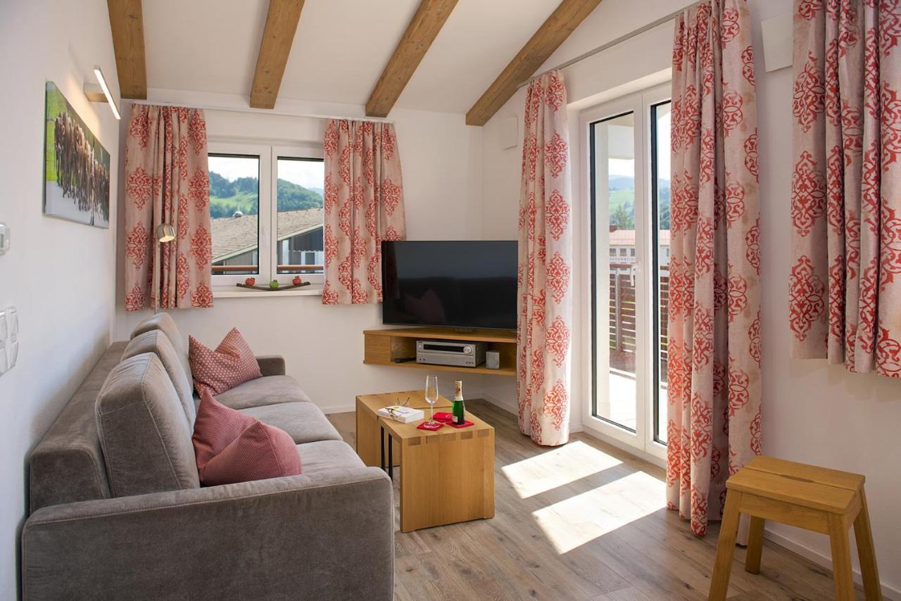 5 Sterne Ferienwohnung Hochgratblick Mit Schwimmbad Und Sauna Оберщауфен Екстериор снимка
